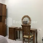 Hotel D88 Mitra Reddoorz Near Santera Flower Garden
