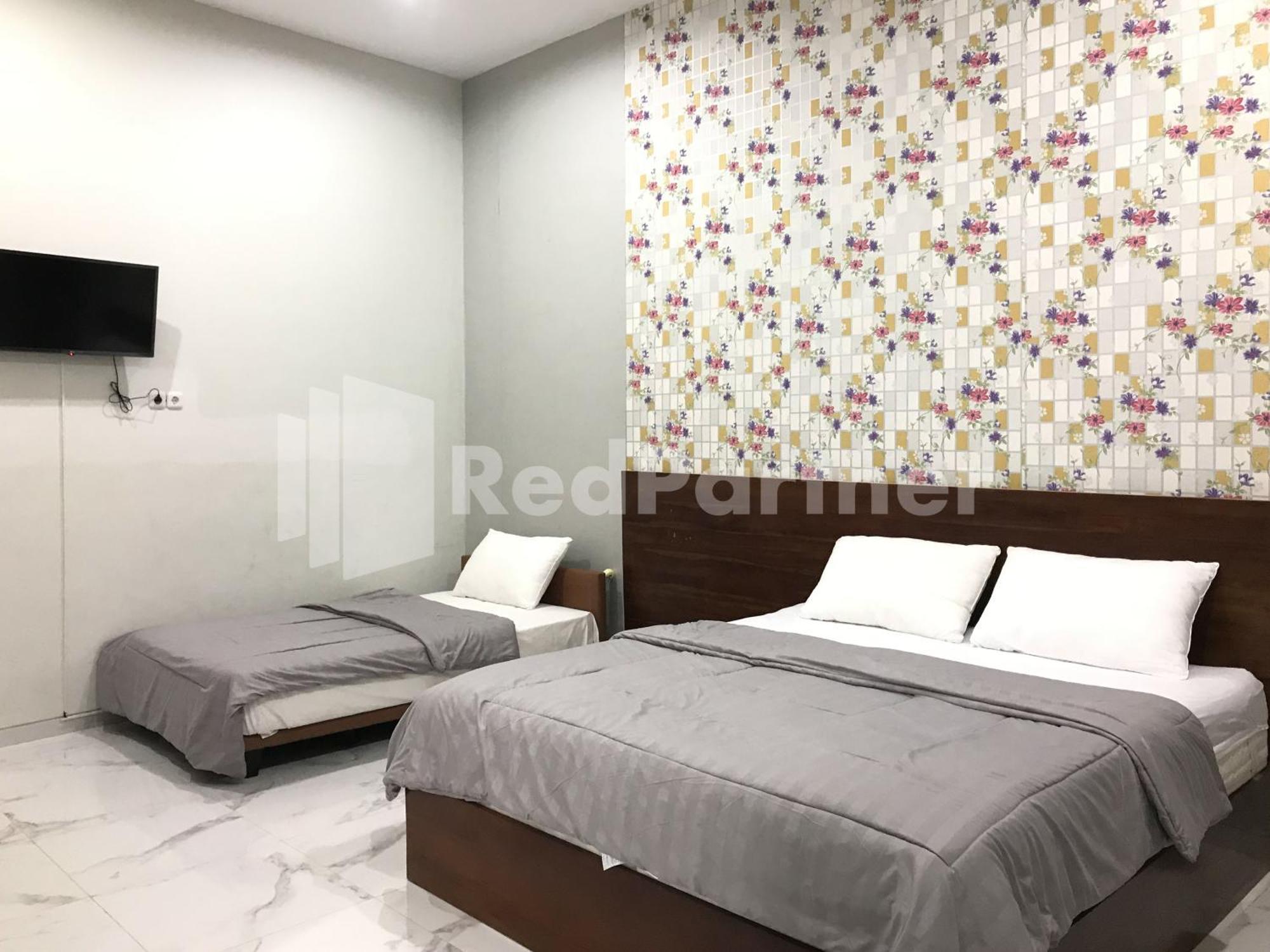 D88 Mitra Reddoorz Near Santera Flower Garden Hotel