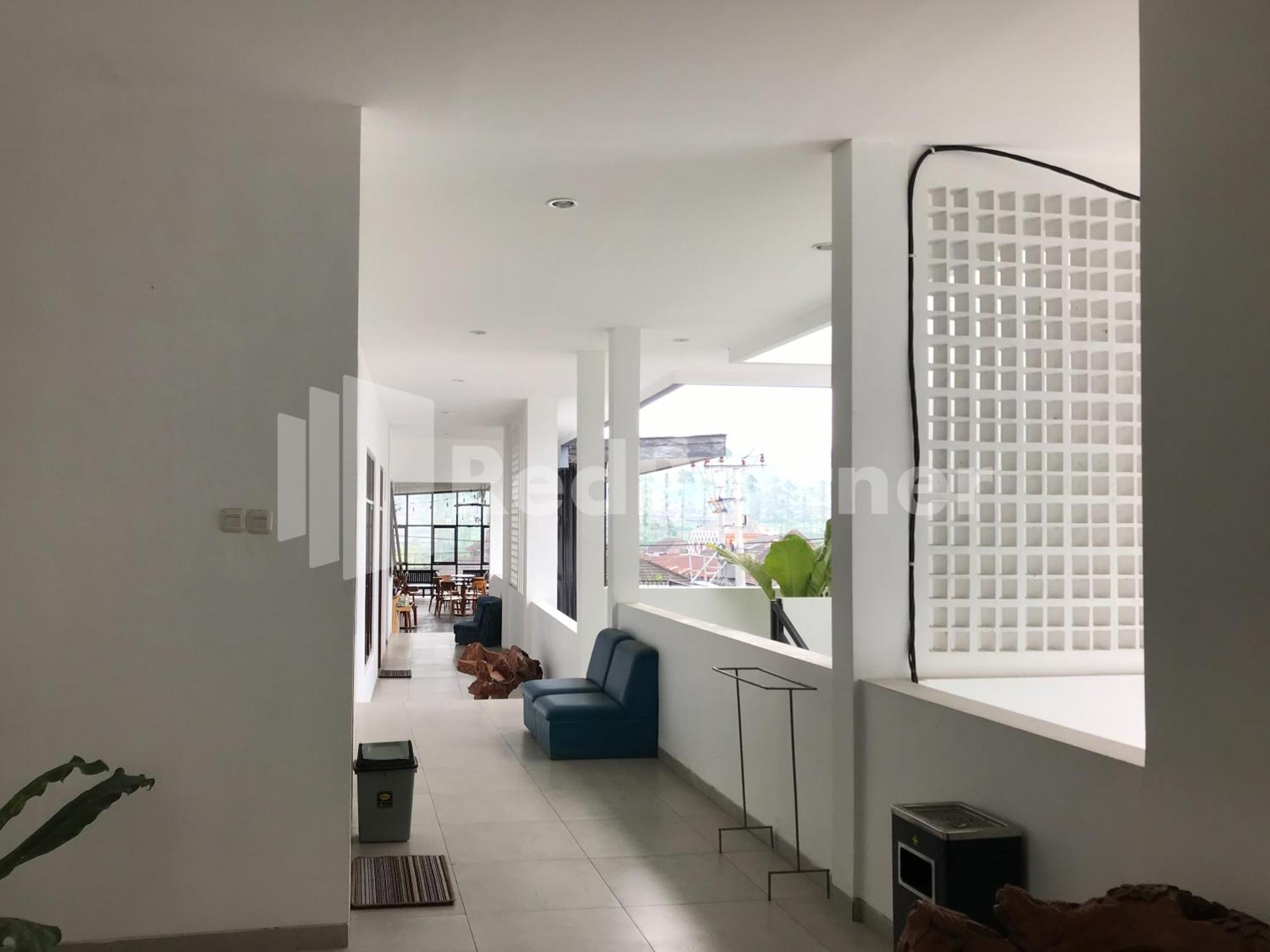 D88 Mitra Reddoorz Near Santera Flower Garden Hotel 2*